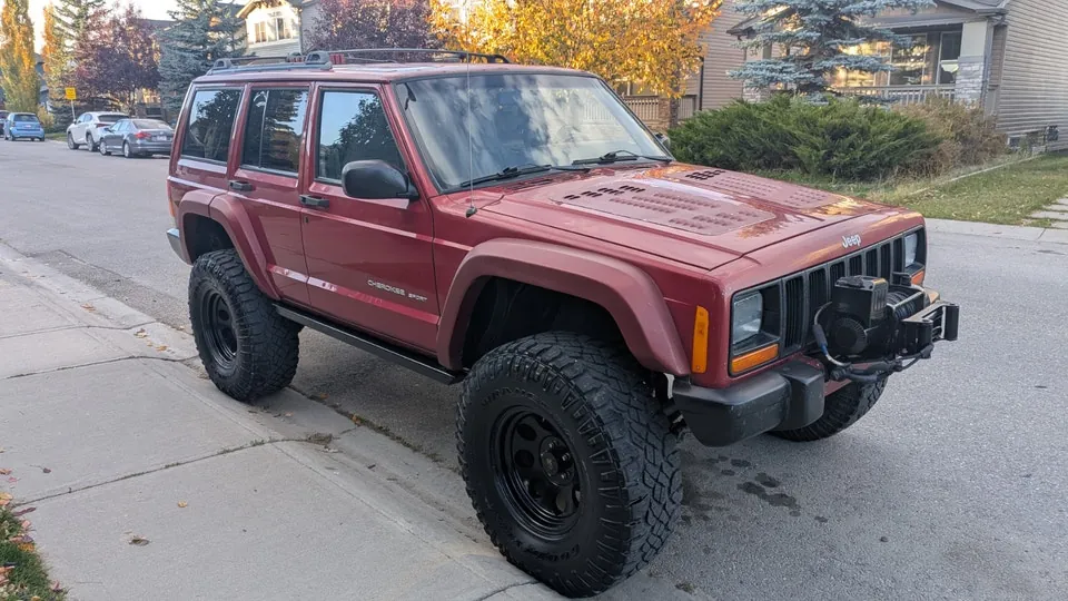 Jeep Cherokee 1999 photo 2