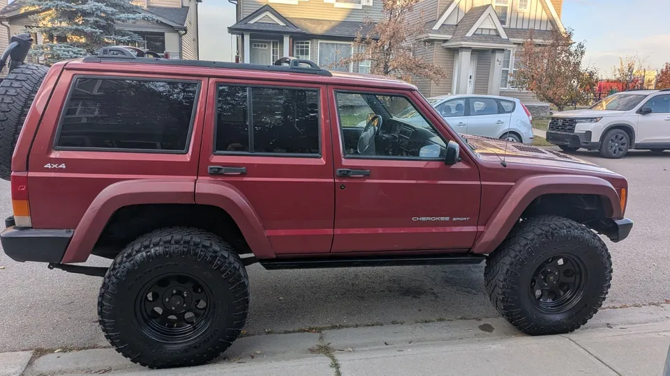 Jeep Cherokee 1999 photo 3