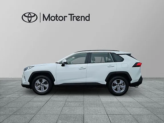Toyota Rav4 2025 photo 3