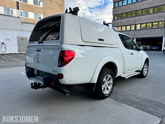 Mitsubishi L200 2012 photo 5