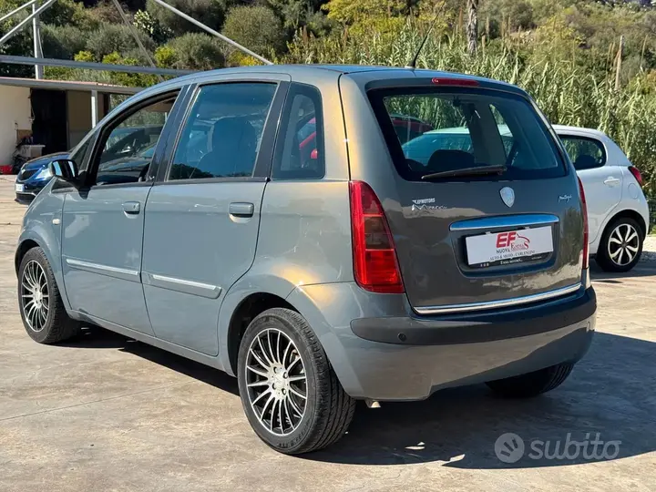 Lancia Musa 2006 photo 3