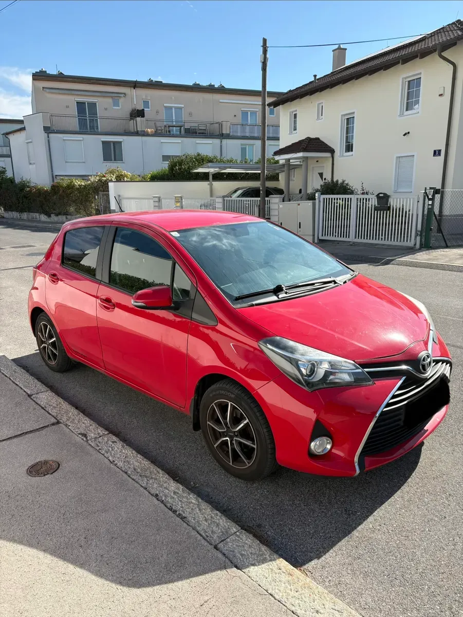 Toyota Yaris 2016 photo 3