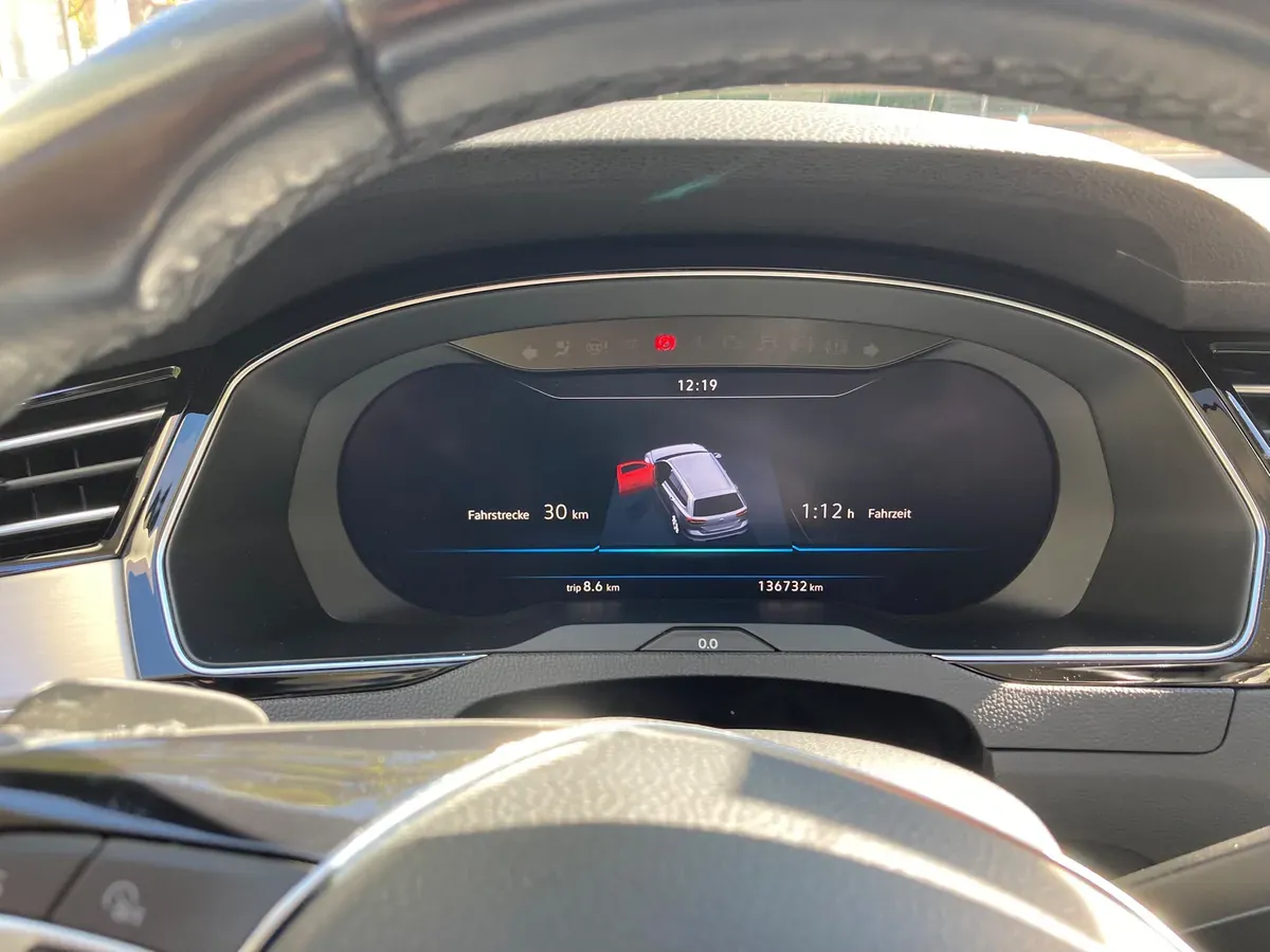 Volkswagen Passat 2019 photo 3
