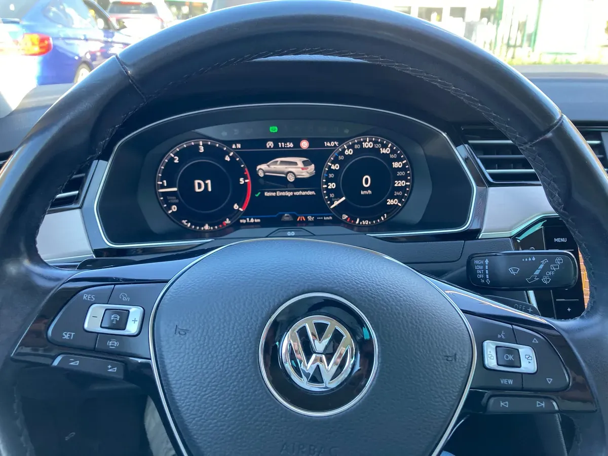 Volkswagen Passat 2019 photo 2