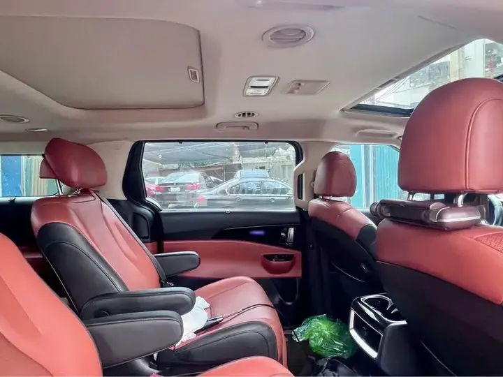 Kia Carnival 2022 photo 4