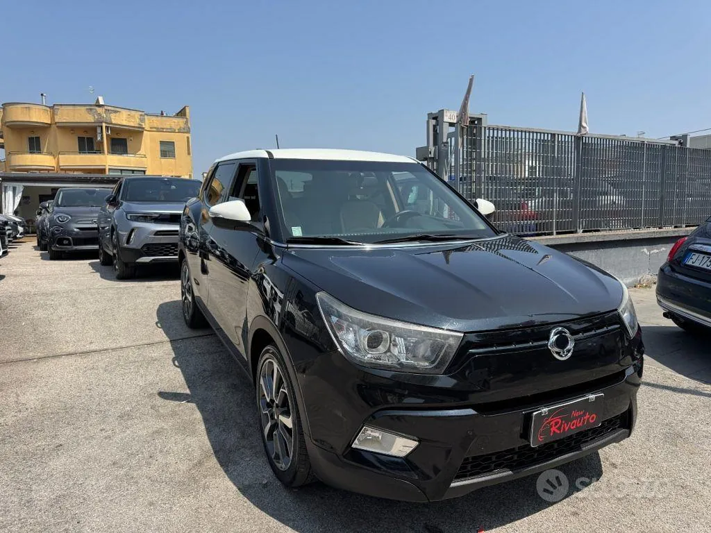 KG Mobility Tivoli 2015 photo 4