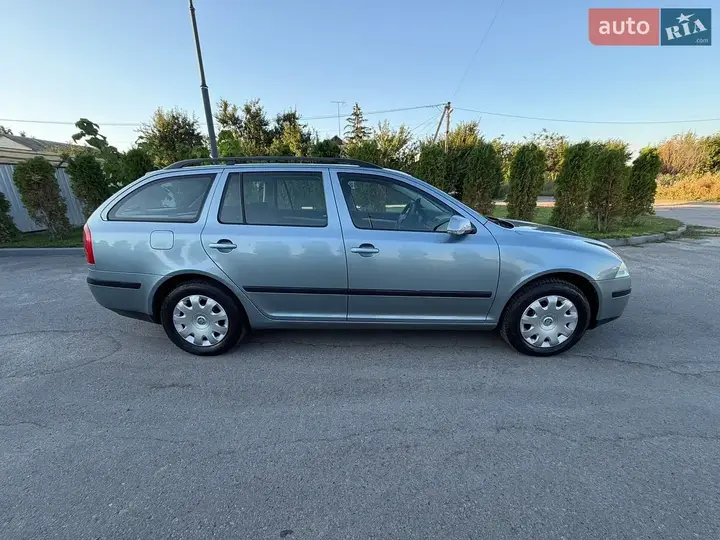 Skoda Octavia 2007 photo 4