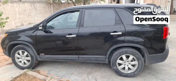 Kia Sorento 2012 photo 2