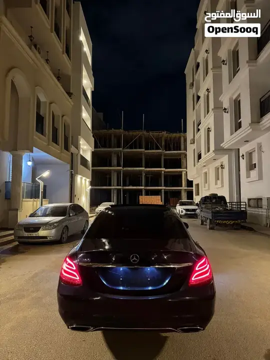 Mercedes-Benz C-Class 2018 photo 2