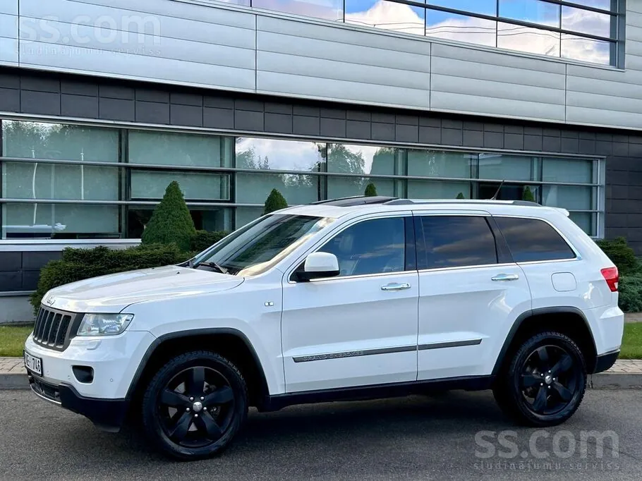 Jeep Grand Cherokee 2011 photo 3