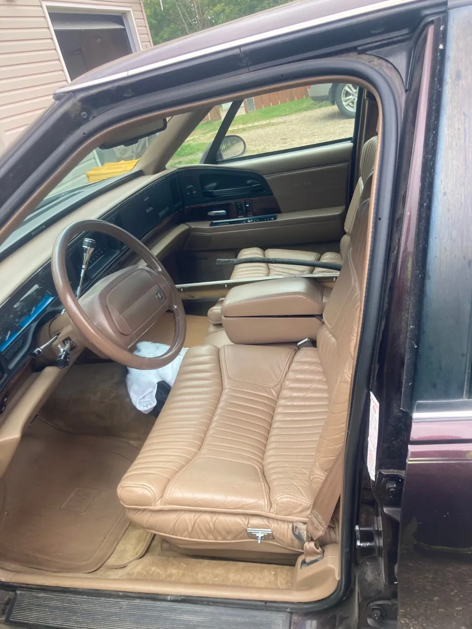 Buick Park Avenue 1993 photo 5