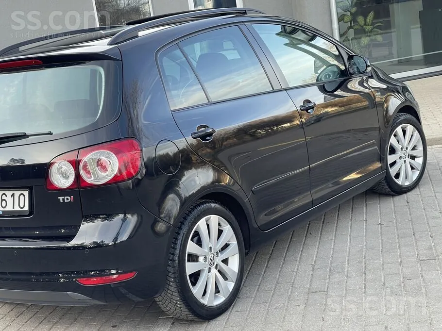 Volkswagen Golf Plus 2013 photo 4