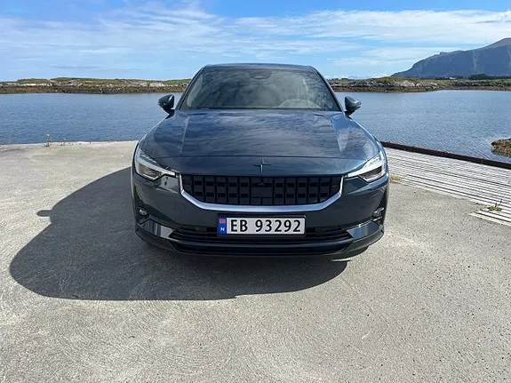 Polestar 2 2021 photo 2