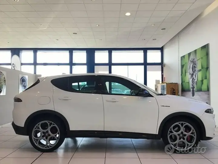 Alfa Romeo Tonale 2025 photo 2