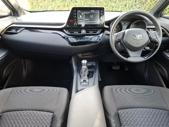 Toyota C-Hr 2023 photo 3