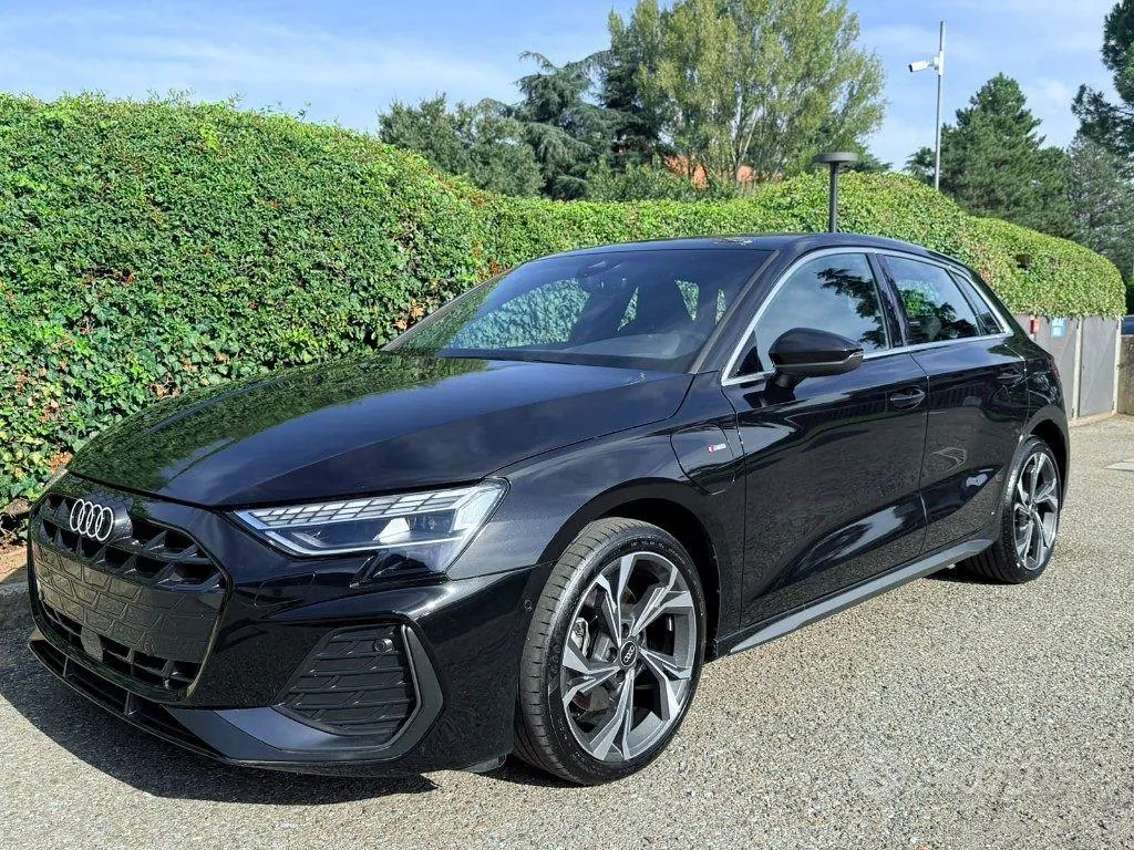 Audi A3 2025 photo 2