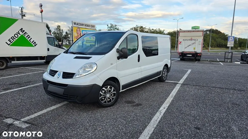 Renault Trafic 2008 photo 2