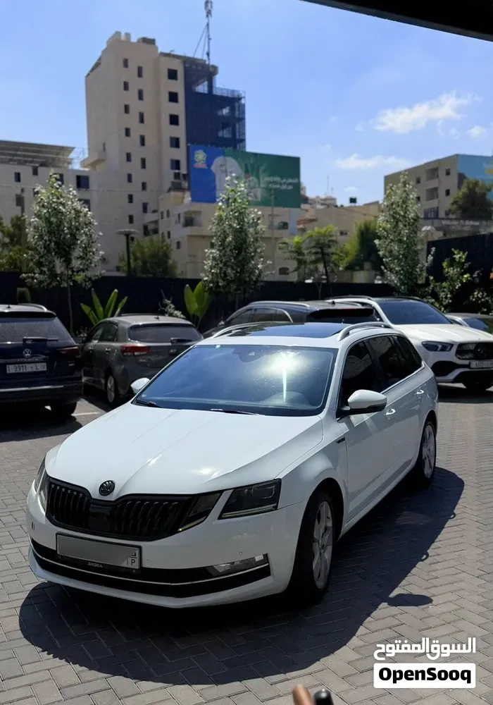 Skoda Octavia 2018 photo 3