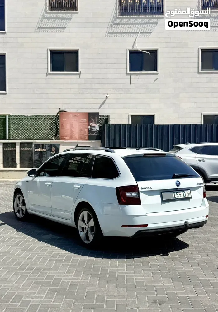 Skoda Octavia 2018 photo 4