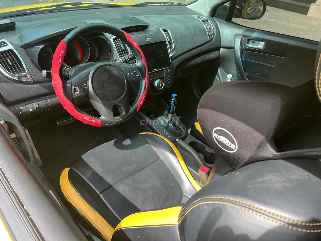 Kia Koup 2010 photo 2