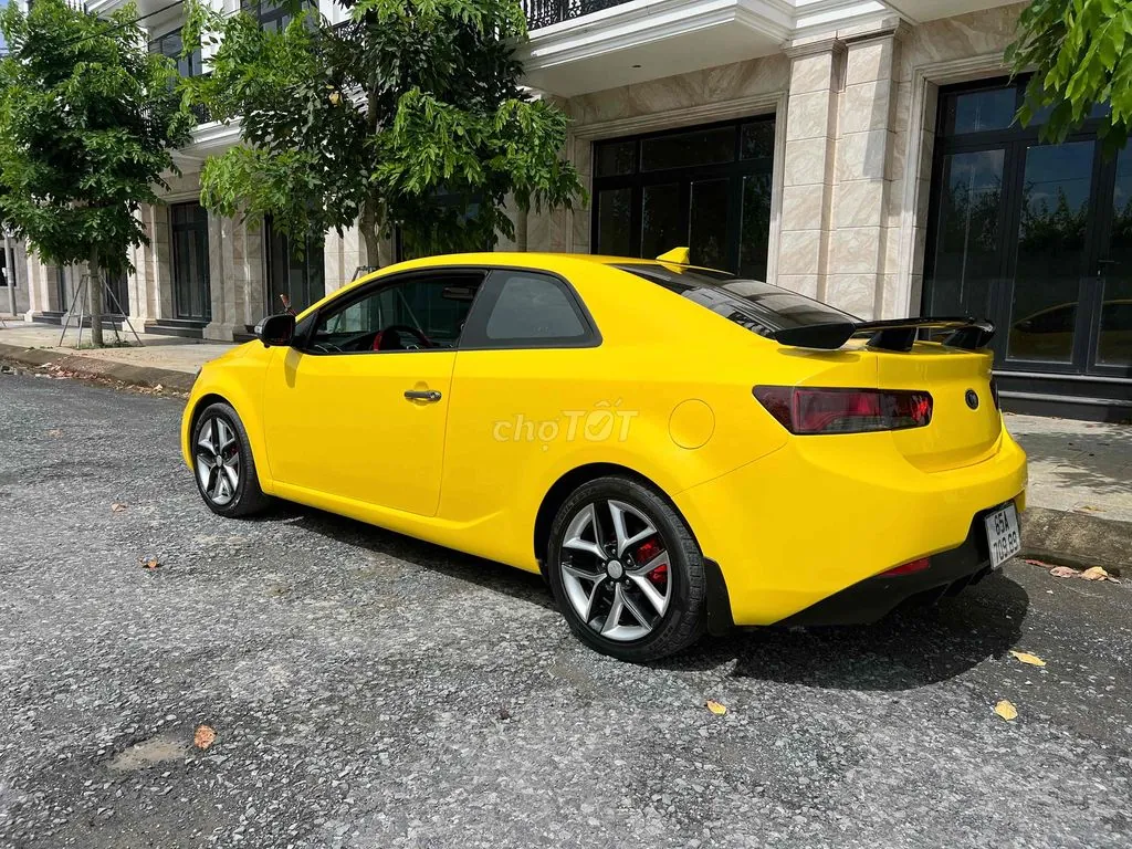 Kia Koup 2010 photo 3