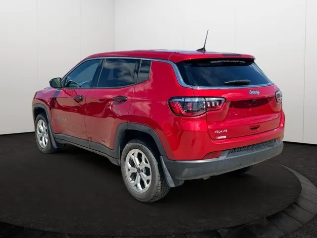 Jeep Compass 2025 photo 3