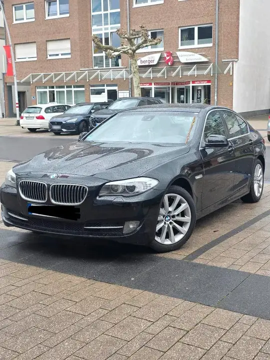 BMW 523I F10