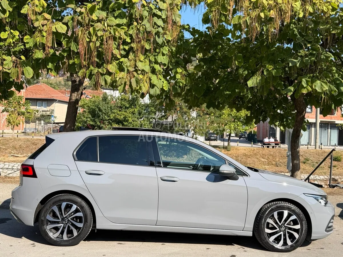 Volkswagen Golf 8 2022 photo 4