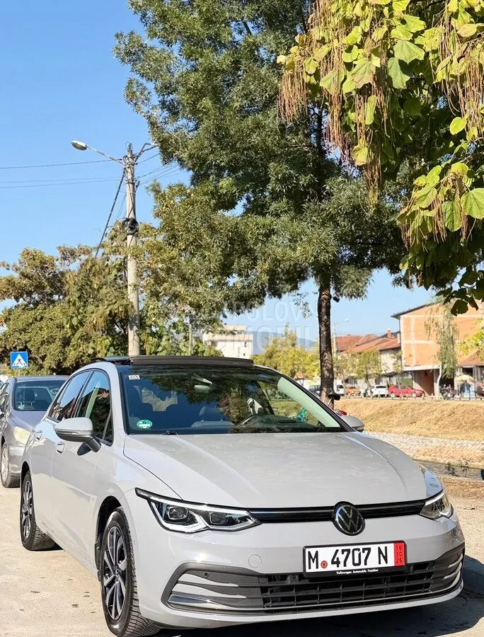 Volkswagen Golf 8