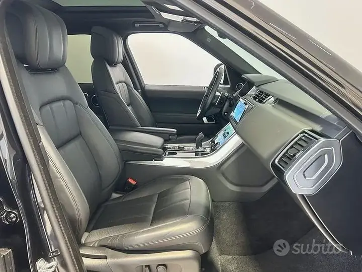 Land Rover Range Rover Sport 2022 photo 3