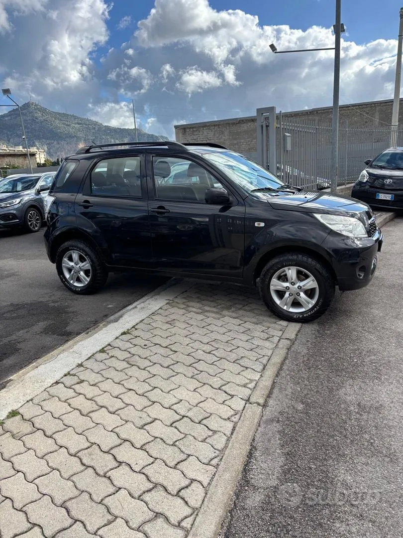 Daihatsu Terios 2010 photo 5
