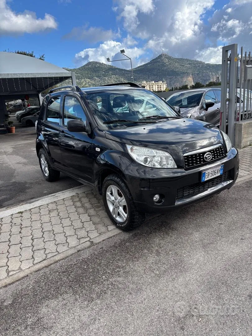 Daihatsu Terios 2010 photo 4
