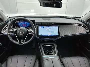 Mercedes-Benz E-Class 2024 photo 3