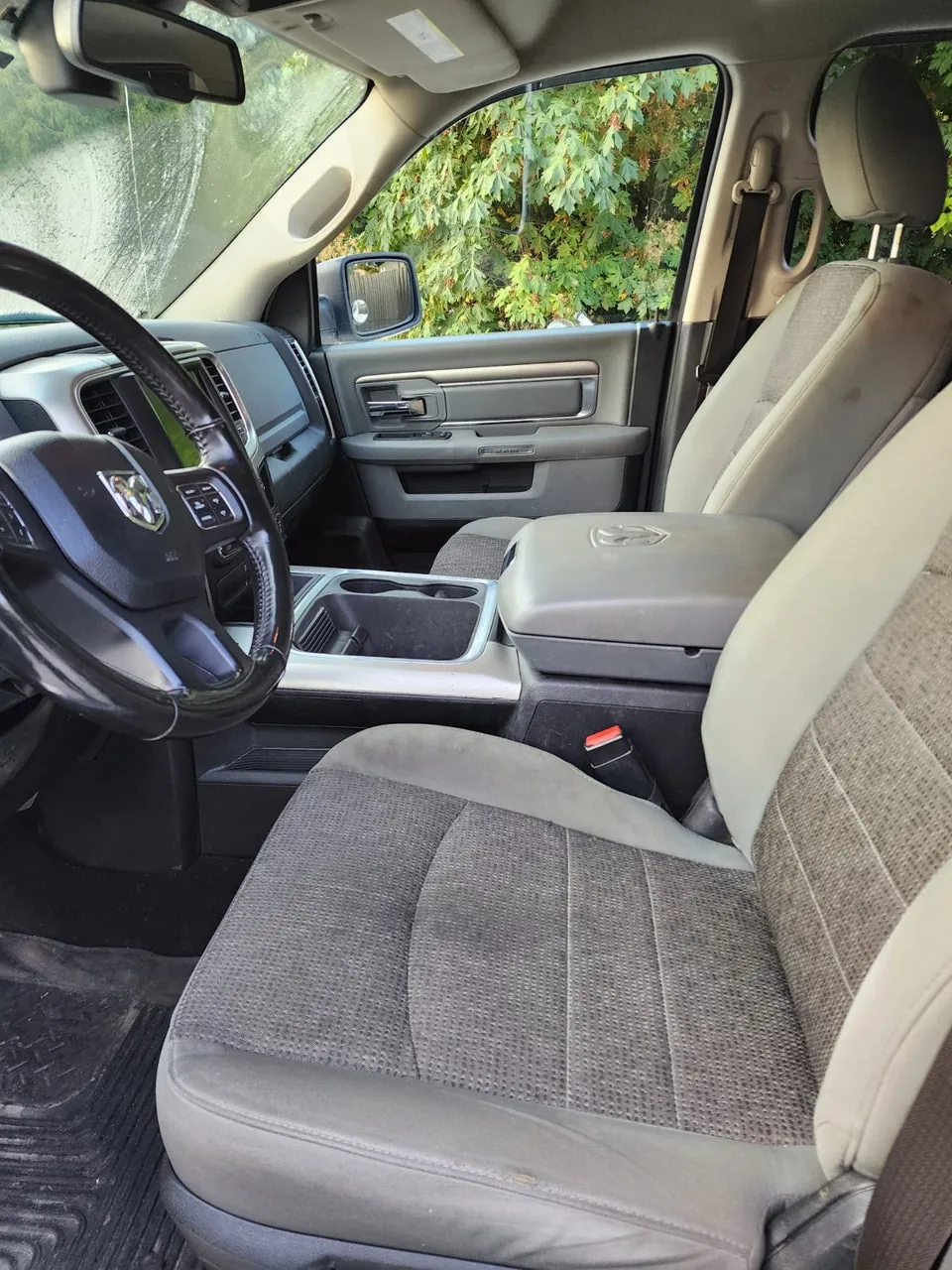 Ram 1500 2017 photo 2