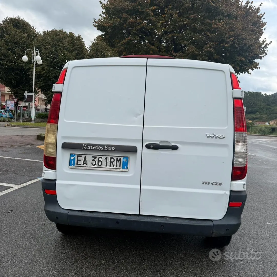 Mercedes-Benz Vito 2010 photo 3