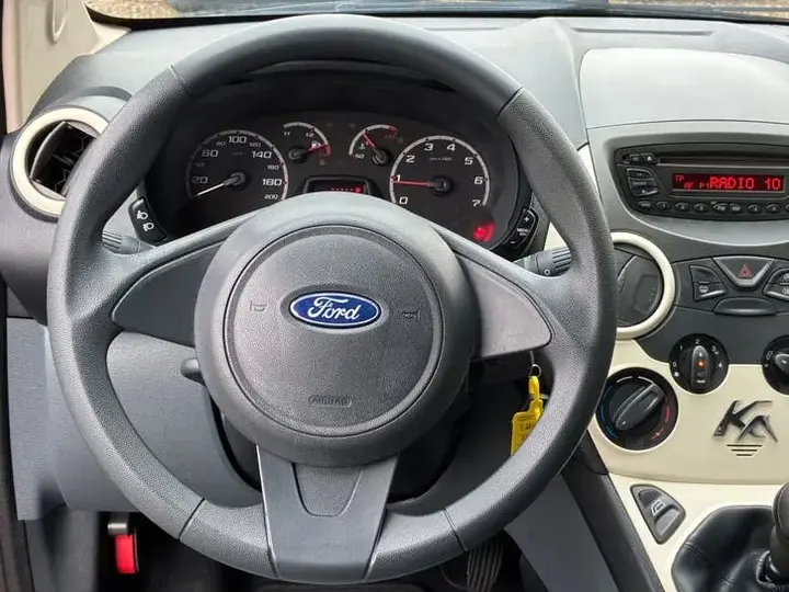 Ford Ka 2011 photo 2