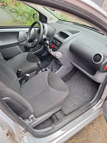 Toyota Aygo 2010 photo 3