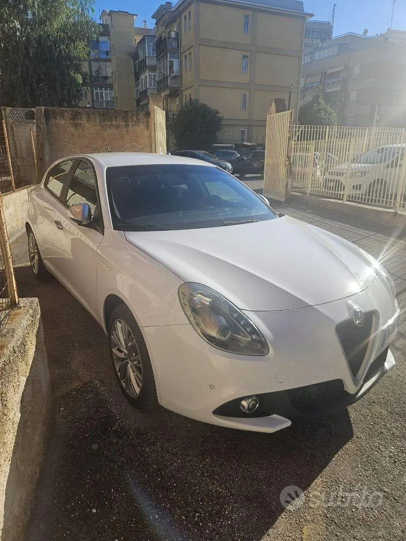 Alfa Romeo Giulietta 2018 photo 2
