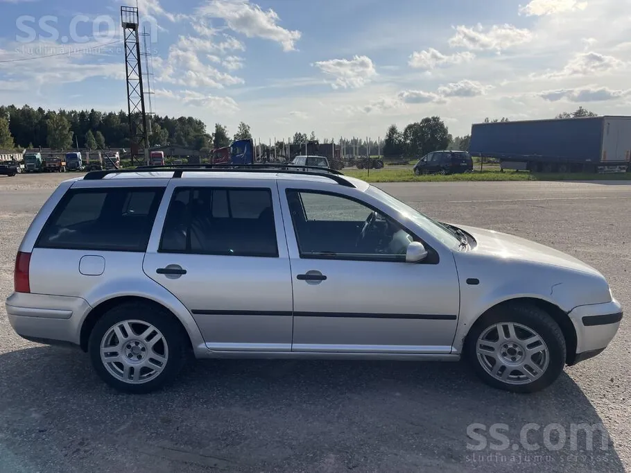 Volkswagen Golf 2006 photo 3
