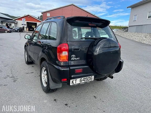 Toyota Rav4 2003 photo 4