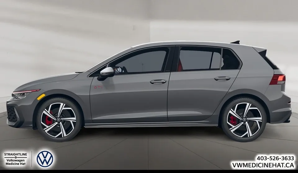 Volkswagen Golf 2026 photo 2