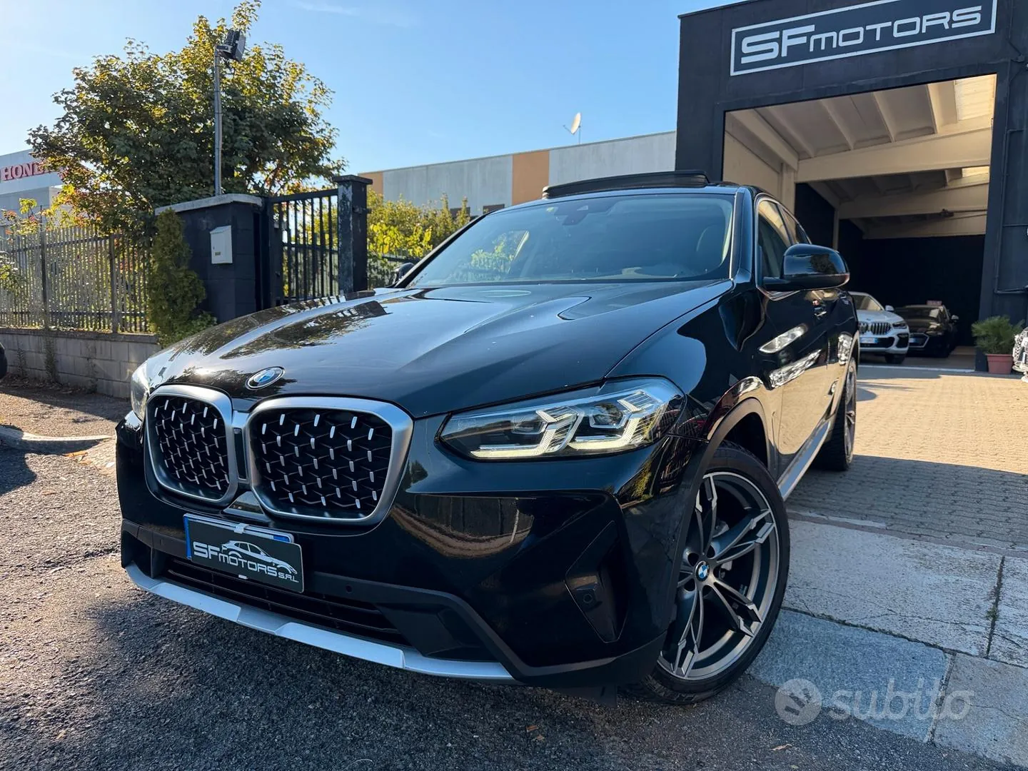 BMW X4 2022 photo 2