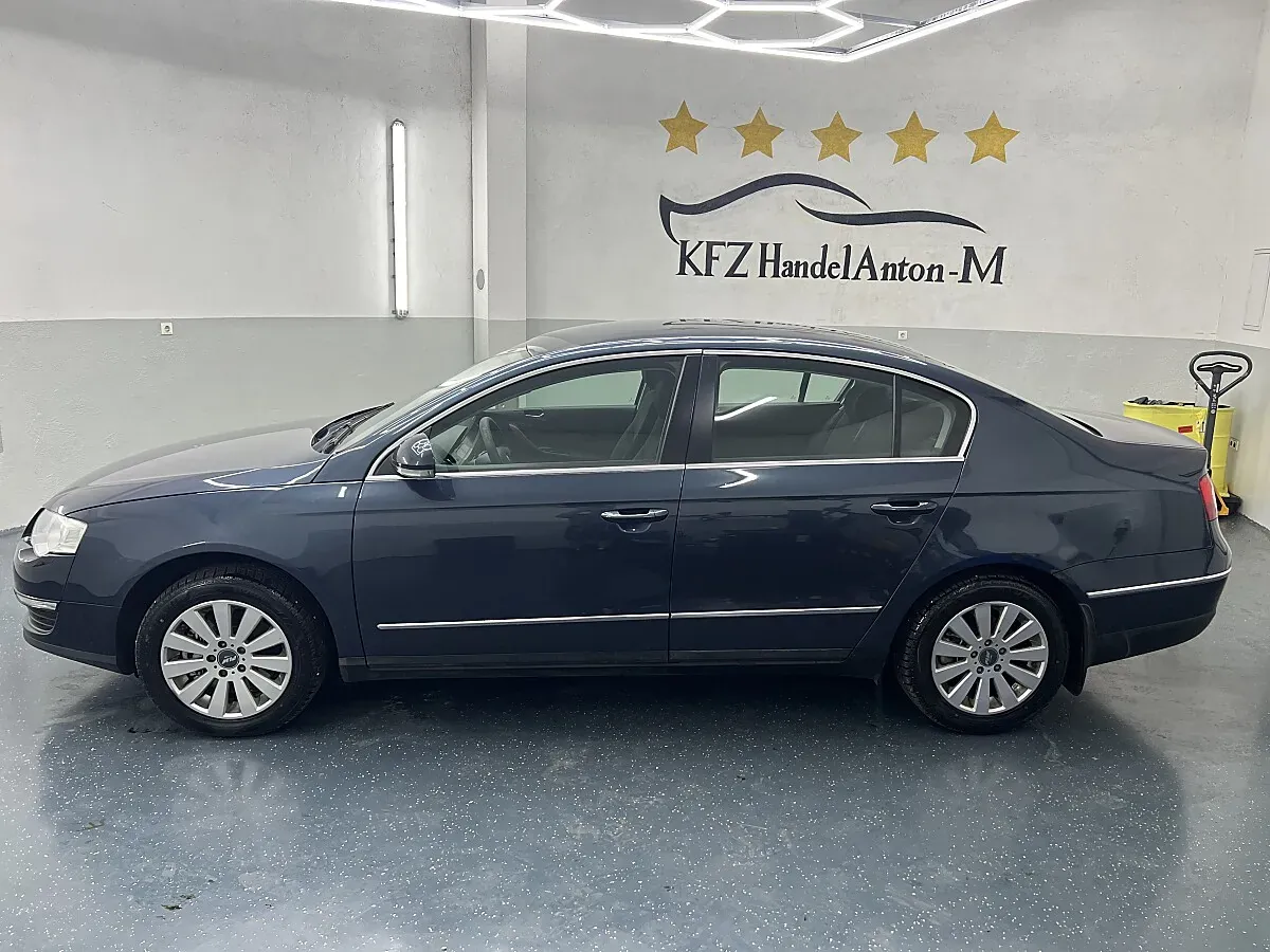 Volkswagen Passat 2006 photo 2