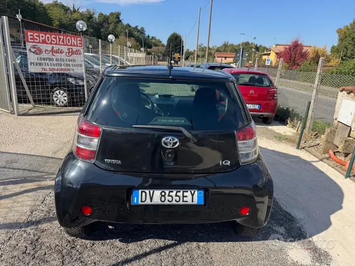 Toyota Iq 2009 photo 3