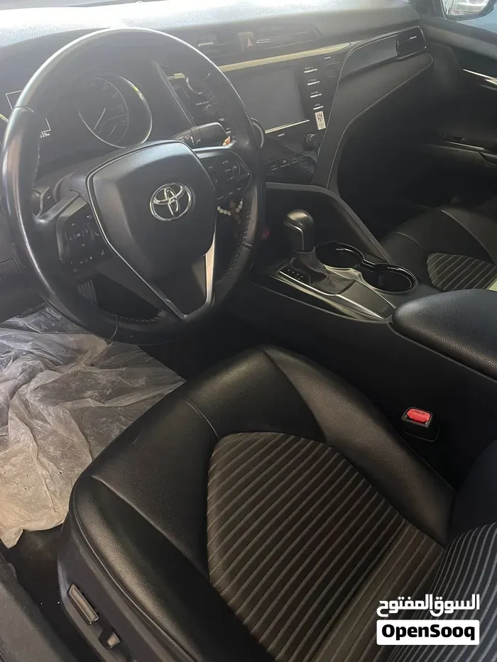 Toyota Camry 2020 photo 2