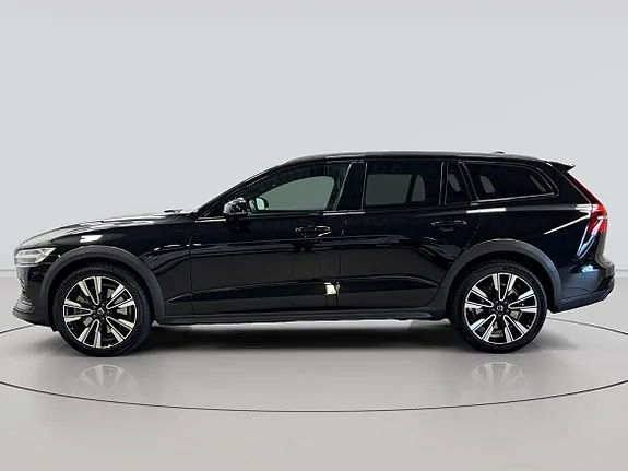 Volvo V60 Cross Country 2020 photo 2
