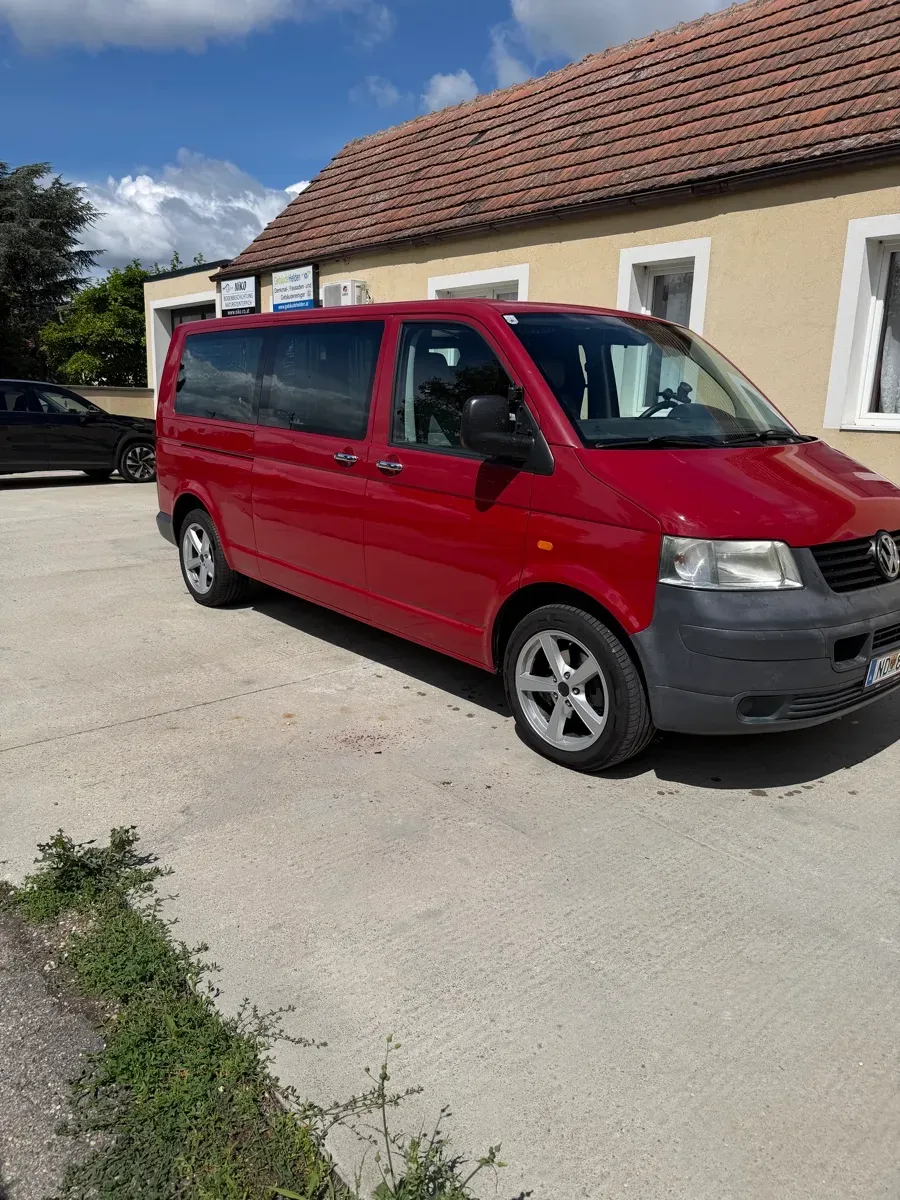 Volkswagen T5