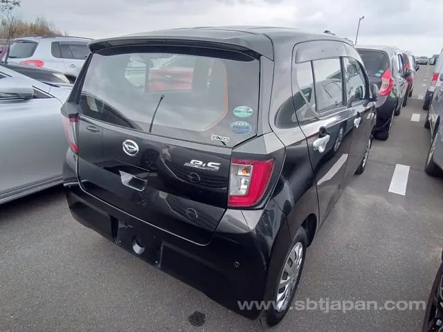 Daihatsu Mira 2018 photo 4