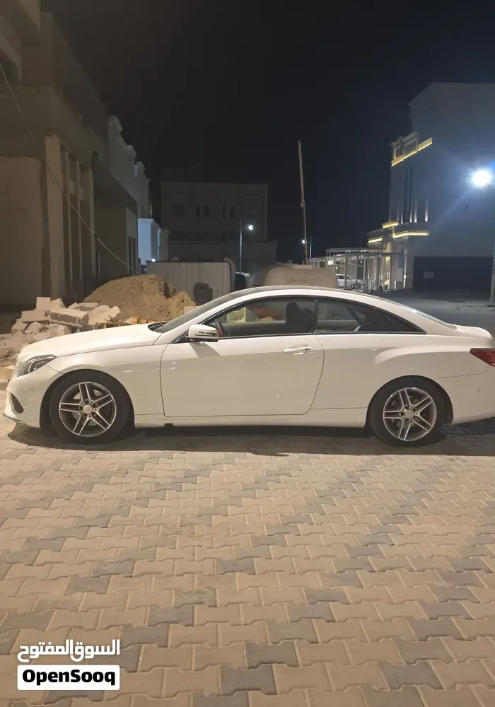 Mercedes-Benz E-Class 2014 photo 2