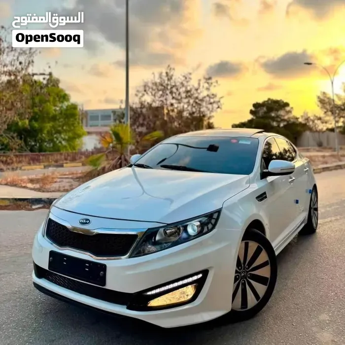 Kia Lotze 2010 photo 5